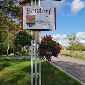 De Boerderij Bed and breakfast